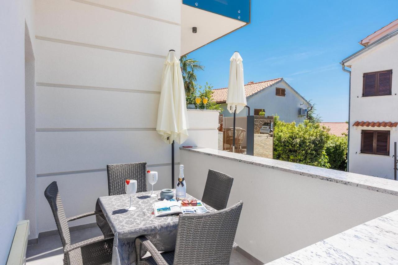 Villa Palma Krk Крк Экстерьер фото